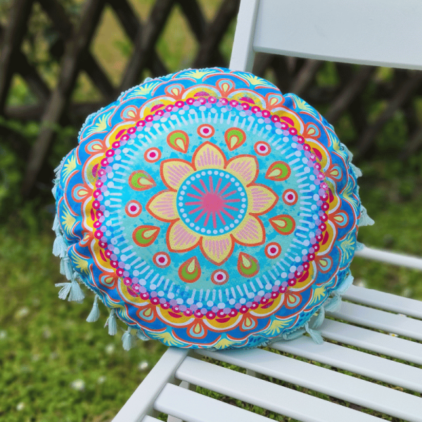 Rundes Kissen Mandala Blume klein 33cm